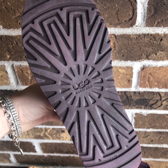 UGG Classic Short II Port Sheepskin Booties Boots - Picture 7 of 8